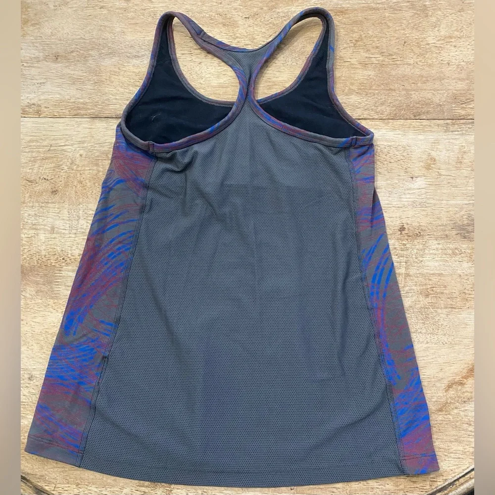Nike Dri Fit Women’s M Multi Color Scribble Racerback Tank With‎ Sports Bra